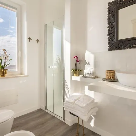 Oda ve Kahvaltı Eleventh Floor 4*