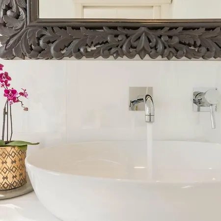 Eleventh Floor 4* Cagliari