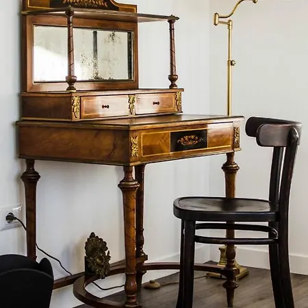 Eleventh Floor 住宿加早餐酒店 4*