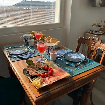 Eleventh Floor 卡利亚里