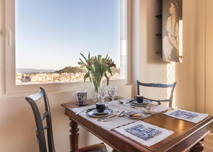 Eleventh Floor Nocleg ze śniadaniem 4*