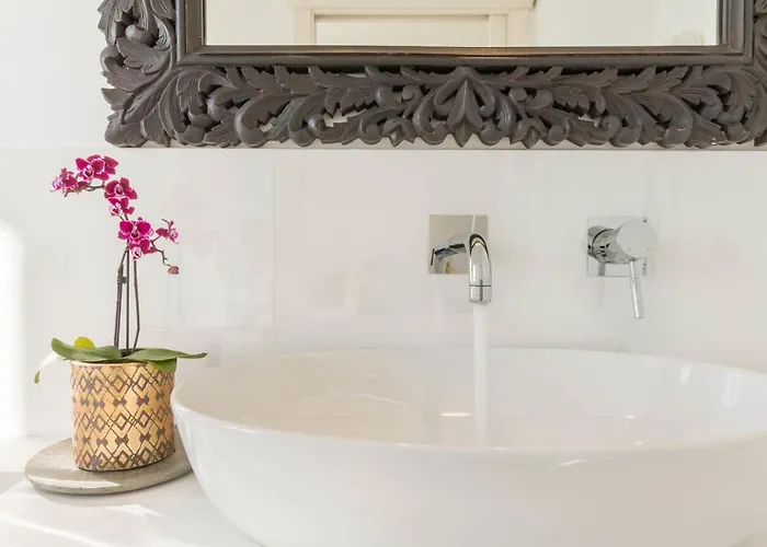 Eleventh Floor 4* Cagliari