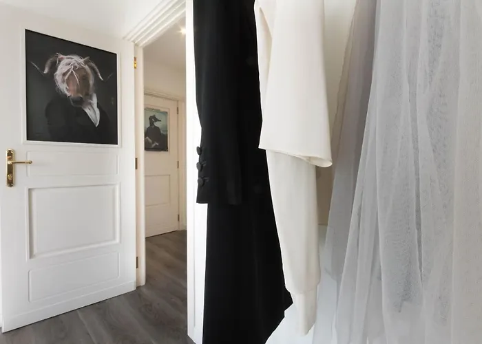 Eleventh Floor 4* Cagliari