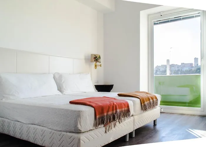 Nocleg ze śniadaniem Eleventh Floor 4*